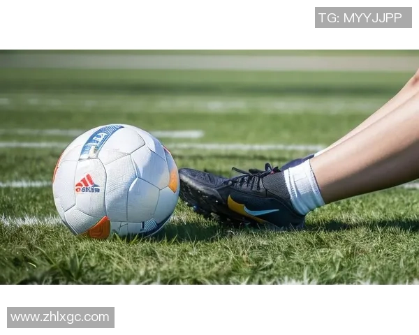 足球明星荣耀时刻闪耀舞台领奖照片记录辉煌成就与激情瞬间